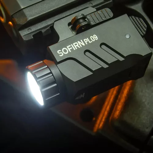 SOFIRN PL09 wapenlamp voor handvuurwapens, met SST40 LED