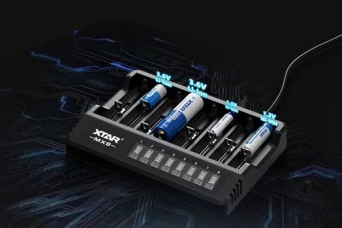 XTAR MX8 slimme batterijoplader